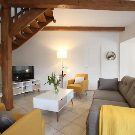 G153 펜션 Saint-Aubin-Des-Preaux